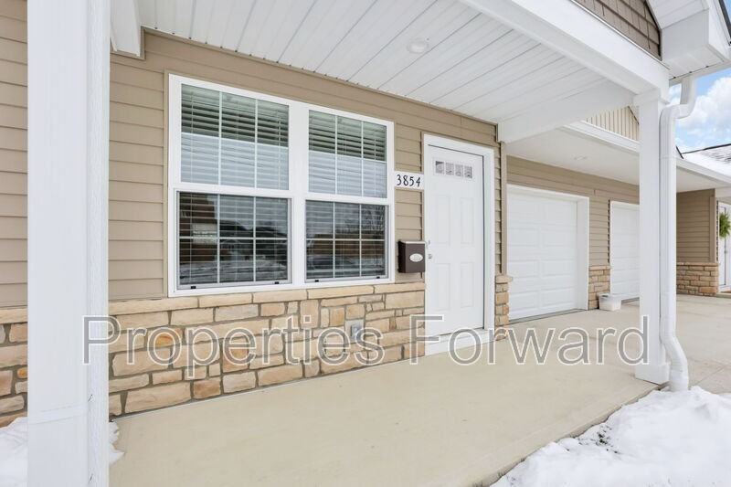 3854 Elm St - Photo 2 of 19