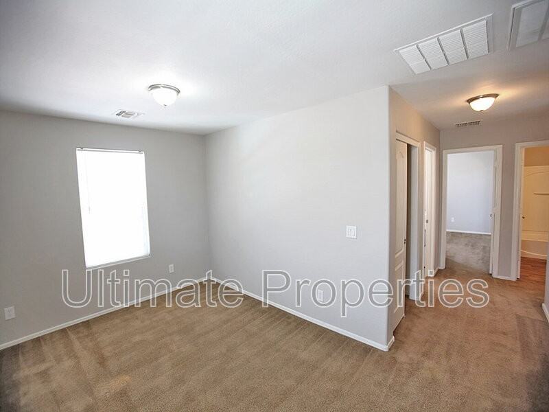 8759 W Washington St - Photo 6 of 14