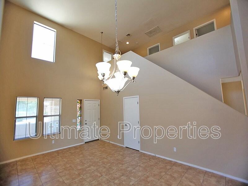 7722 S 48th Ln - Photo 2 of 15