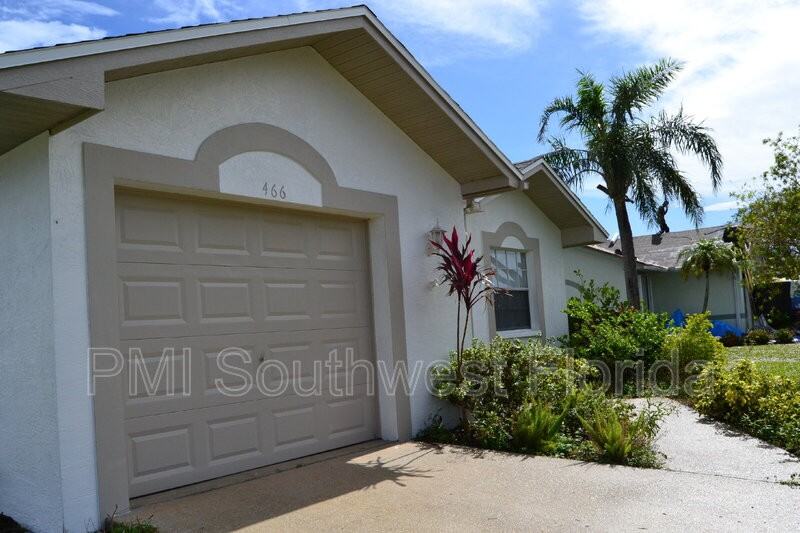 466 Winwood Ct - Photo 2 of 27