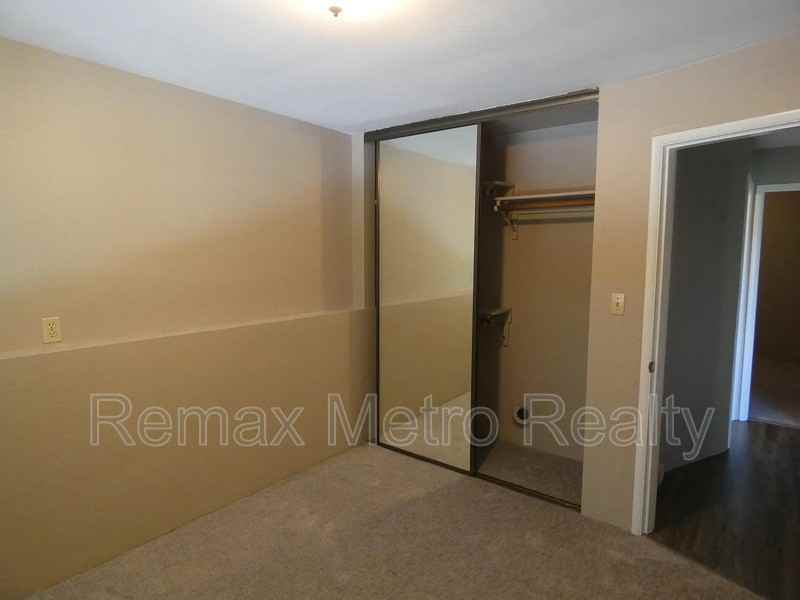 512 Galer St #1 - Photo 6 of 10