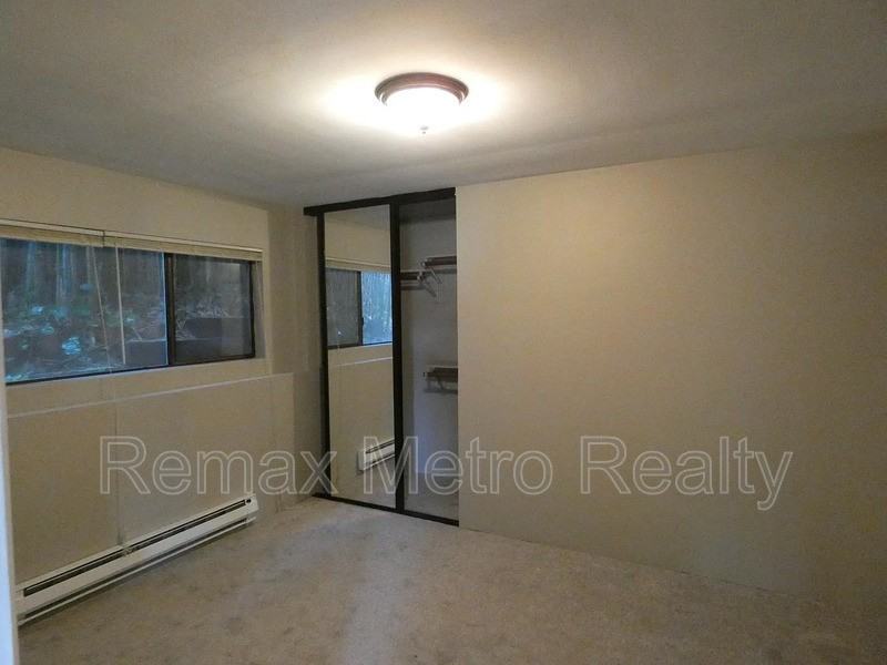 512 Galer St #1 - Photo 7 of 10