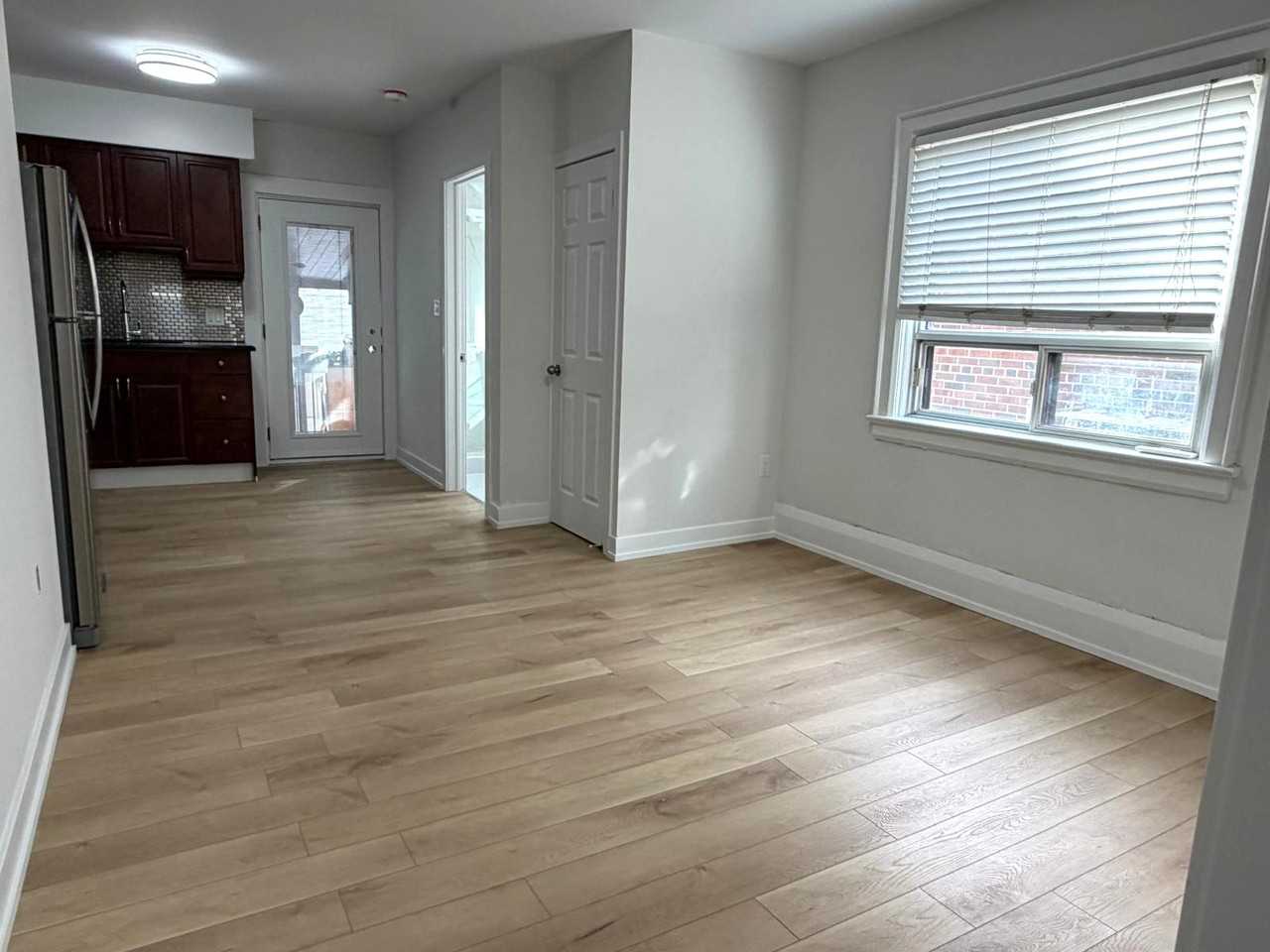 17 Belgravia Avenue - Photo 7 of 17