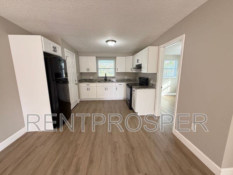 39 N Ortman Dr - Photo 2 of 11