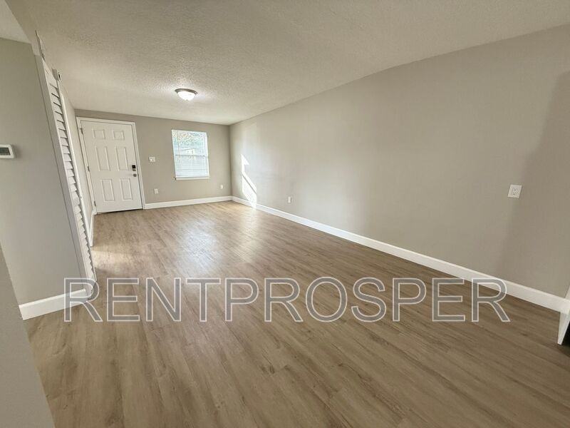 39 N Ortman Dr - Photo 4 of 11