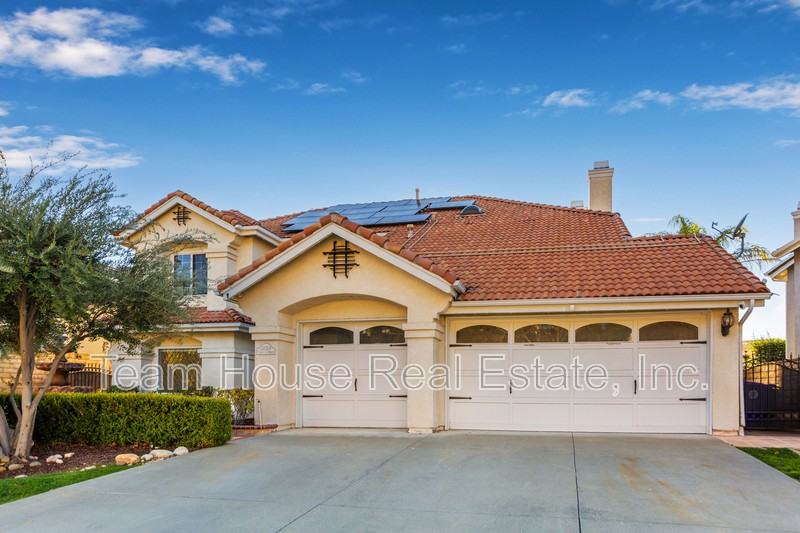 22324 Circle J Ranch Rd - Photo 2 of 39