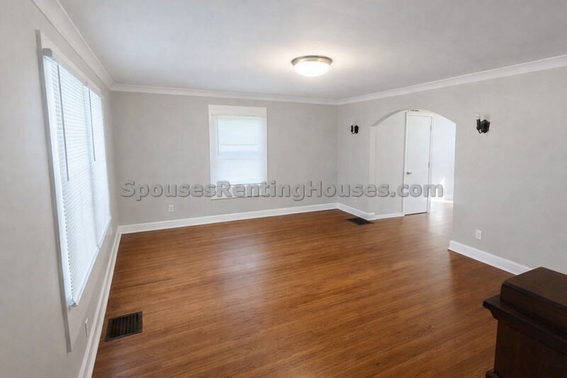 377 S Emerson Ave - Photo 2 of 12