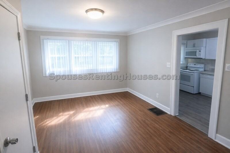 377 S Emerson Ave - Photo 4 of 12