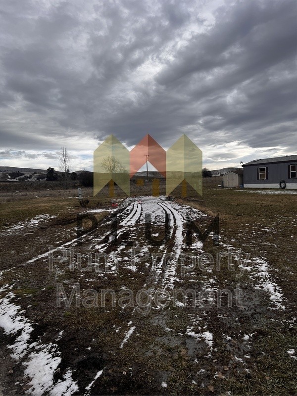 14822 Reece Ct - Photo 3 of 16