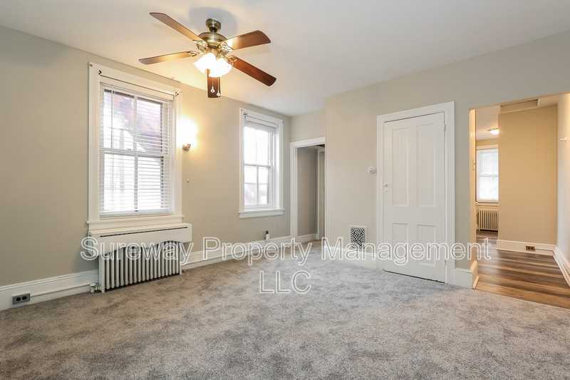 212 E Broad St #2 - Photo 4 of 14