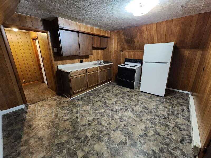 1335 Grand Ave #A - Photo 2 of 6