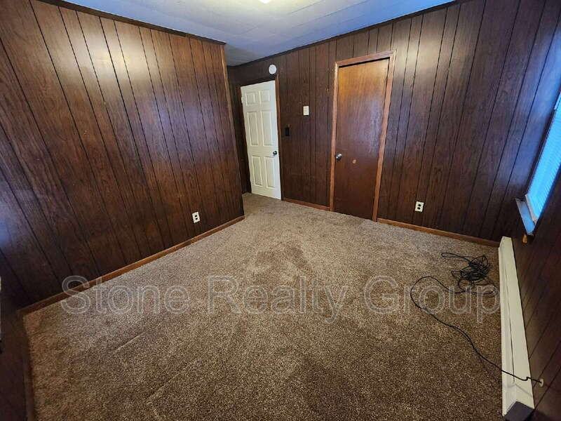 1335 Grand Ave #A - Photo 4 of 6