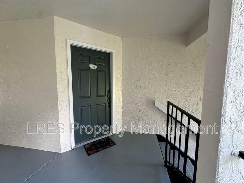 5112 Conroy Rd #26 - Photo 2 of 32