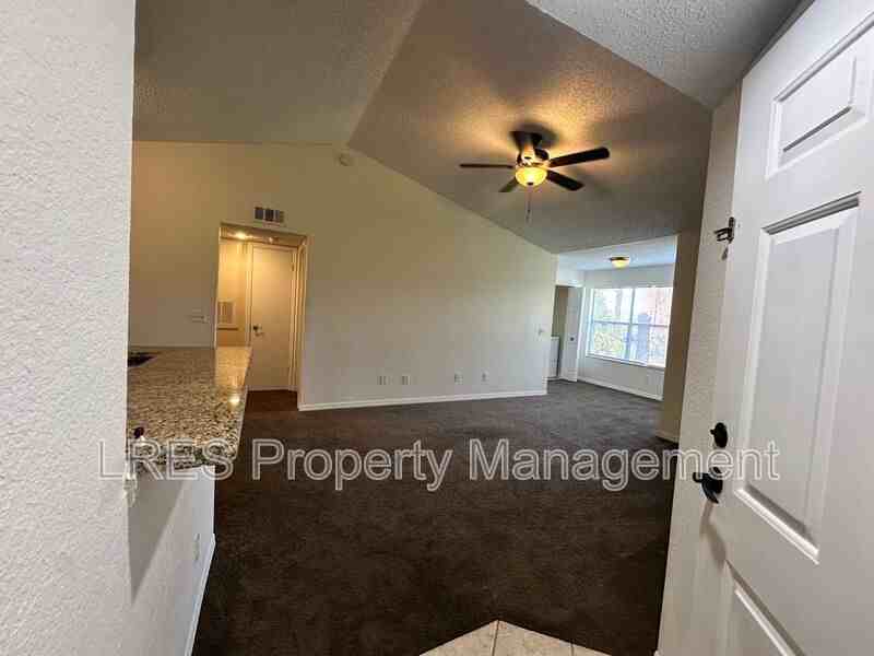 5112 Conroy Rd #26 - Photo 3 of 32
