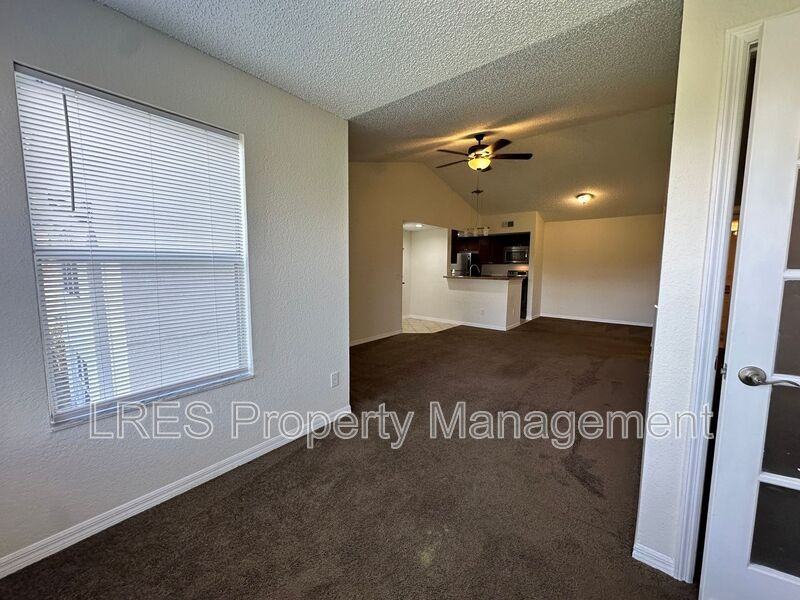 5112 Conroy Rd #26 - Photo 5 of 32