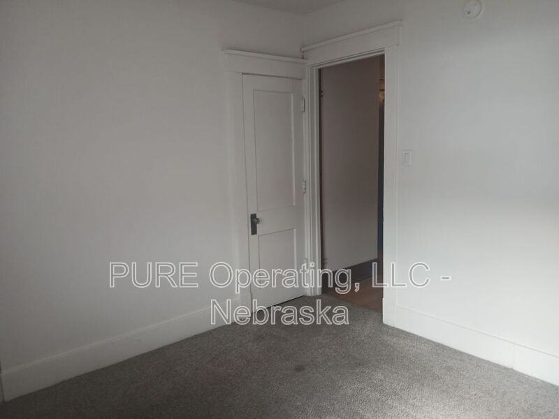 120 N 6th St #5 - Photo 3 of 8