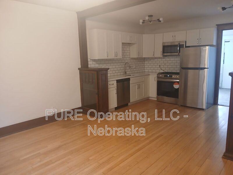 120 N 6th St #5 - Photo 6 of 8