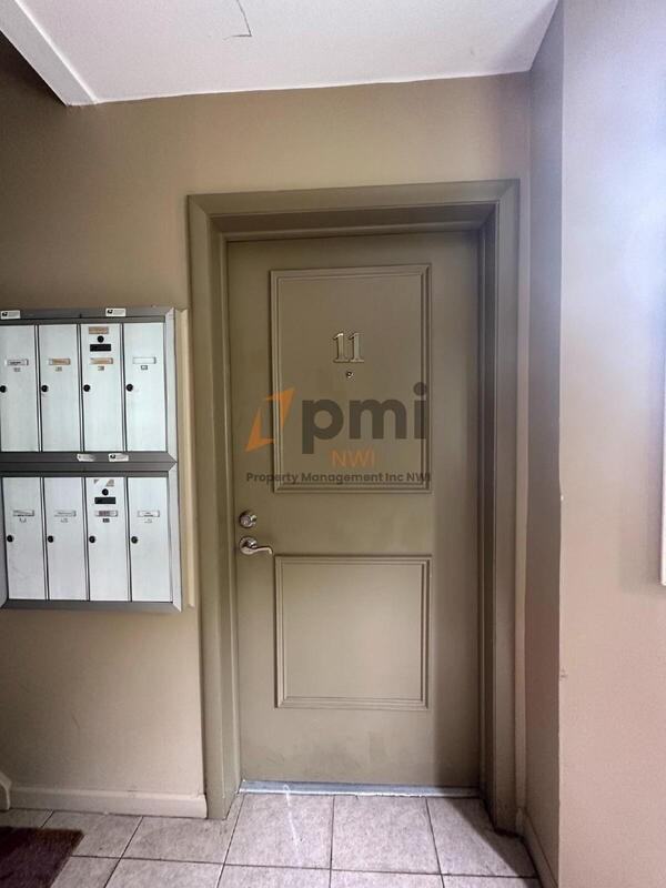 105 Harrington Ave #11 - Photo 3 of 13