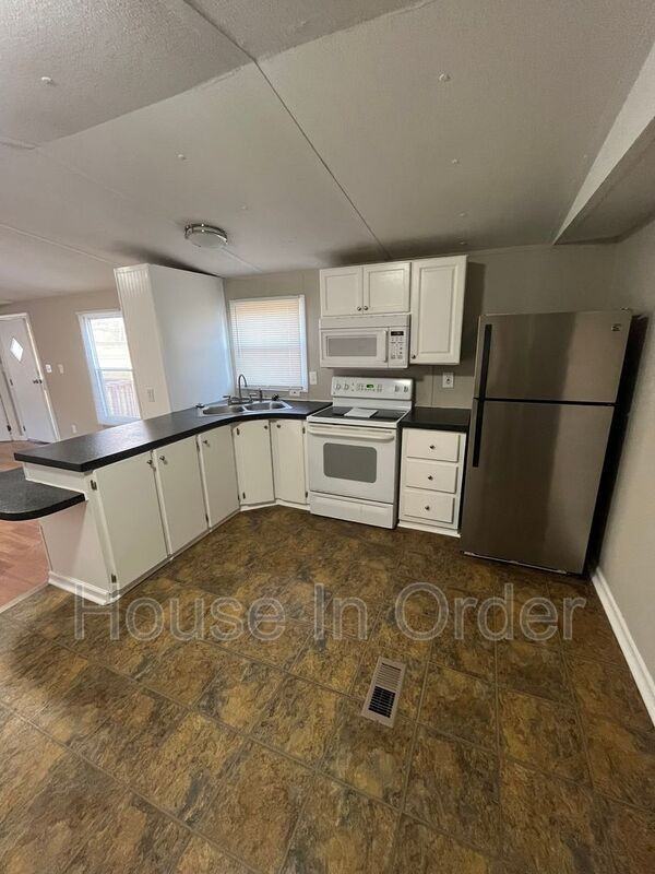 5 Tre Ln - Photo 3 of 6