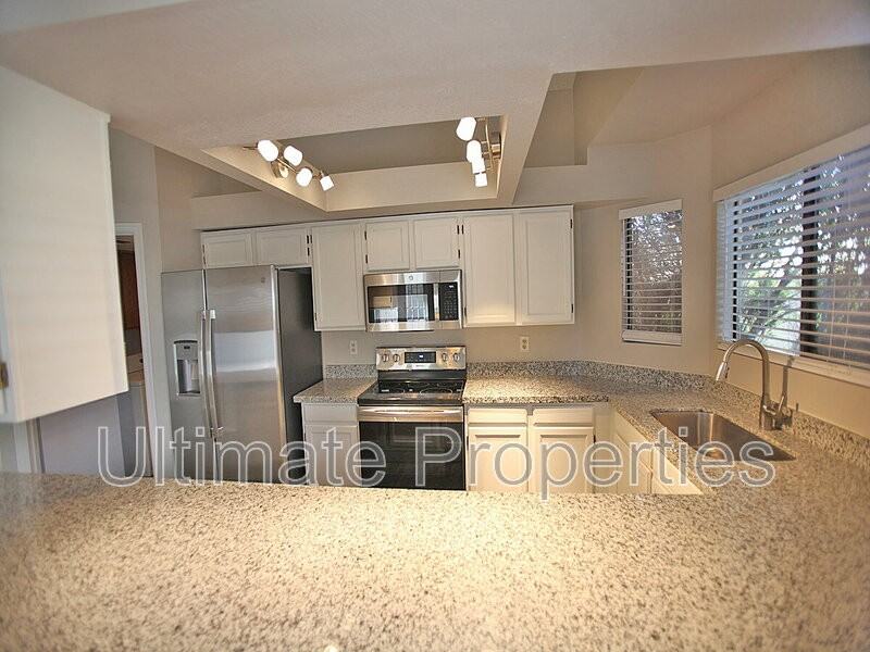 7003 W Taro Ln - Photo 3 of 16