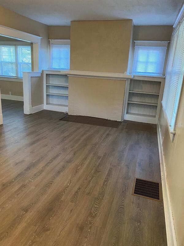 2867 Indianapolis Ave - Photo 3 of 11