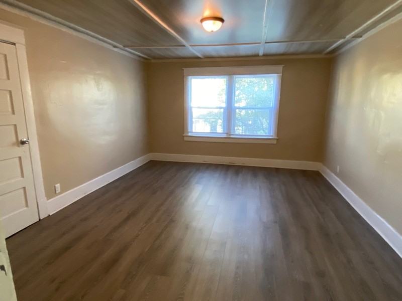 2867 Indianapolis Ave - Photo 5 of 11