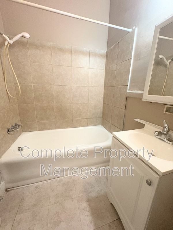 1313 4th Ter W - Photo 7 of 12