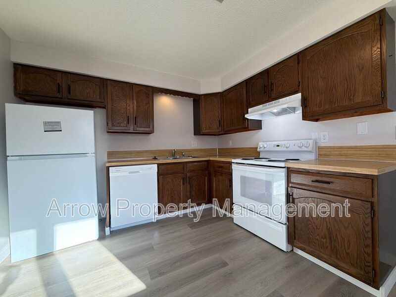 424 N 4th St #5 - Photo 7 of 13