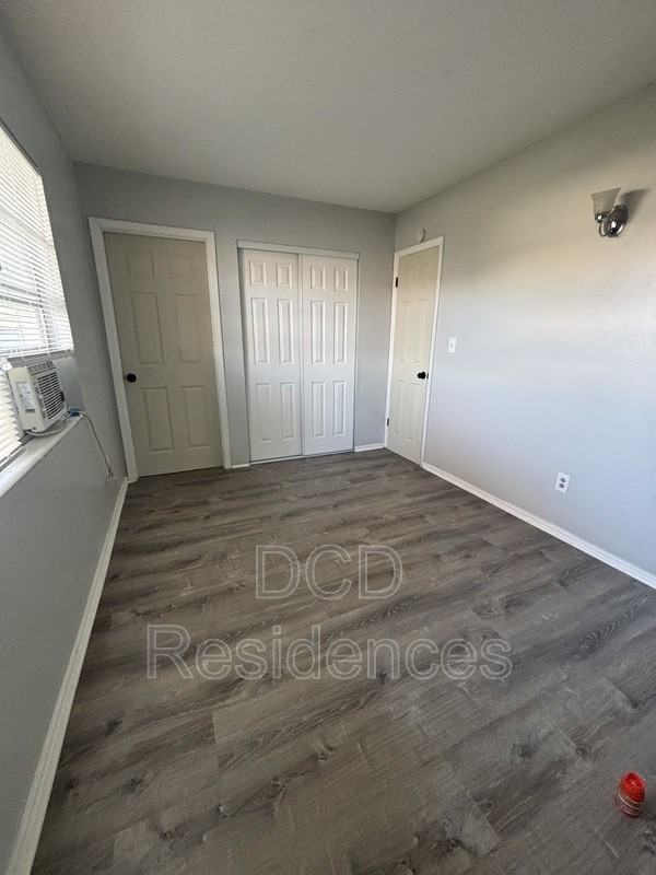 1101 Lee Rd - Photo 2 of 14