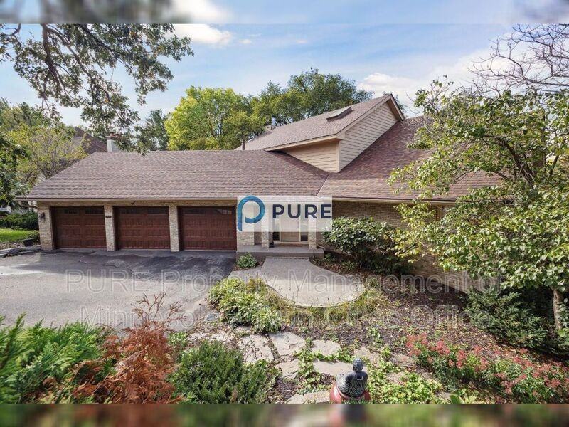 7720 Marth Ct - Photo 3 of 50