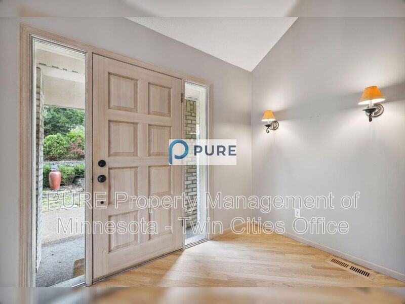 7720 Marth Ct - Photo 5 of 50