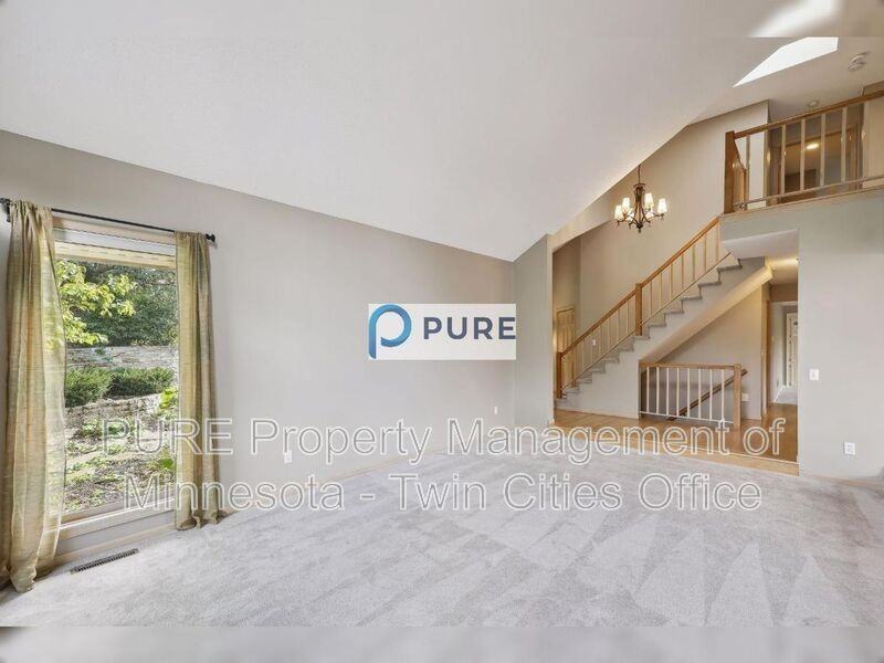 7720 Marth Ct - Photo 7 of 50