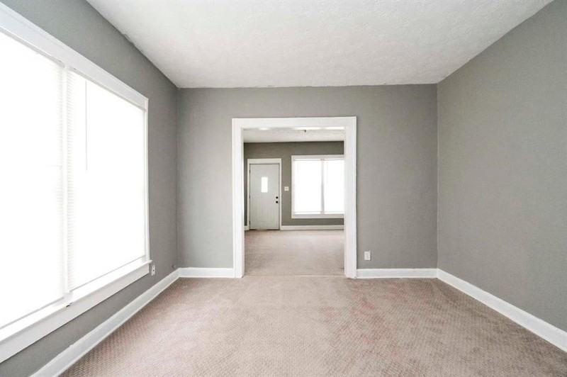 2917 E Michigan St - Photo 3 of 12