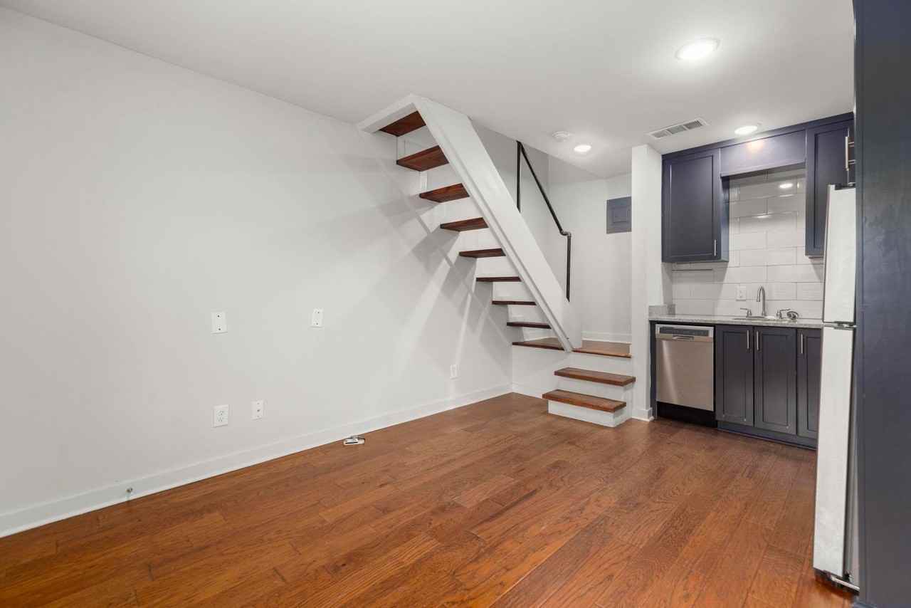 Walker I - Photo 5 of 16