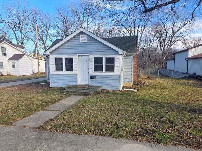 114 N 5th St - Photo 2 of 26