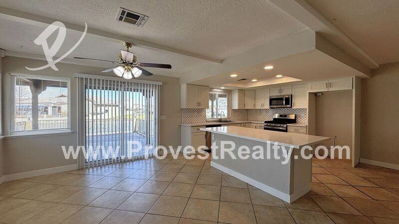 18430 Niagara Dr - Photo 7 of 20