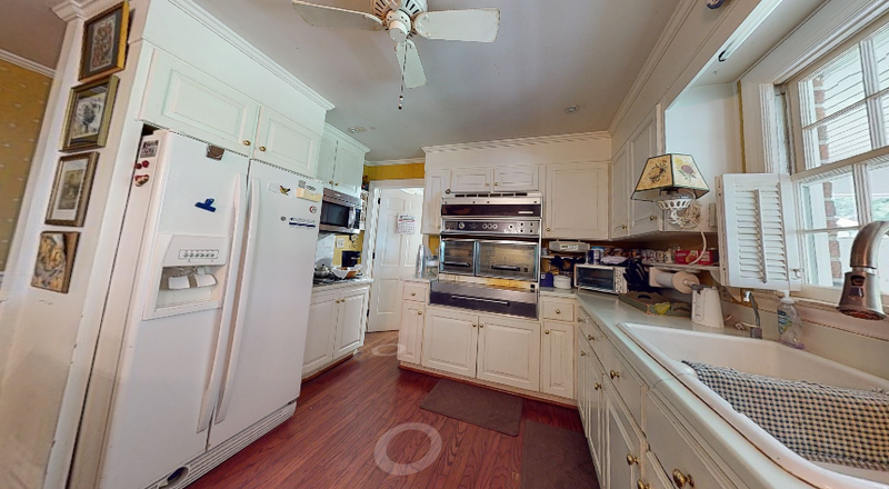 221 Magnolia Ln - Photo 5 of 23