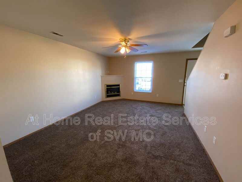 1503 W Frosty Dr #1 - Photo 2 of 7