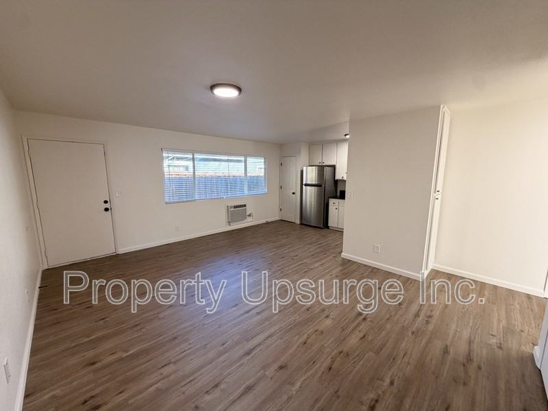 2950 Lanning Ave - Photo 5 of 16