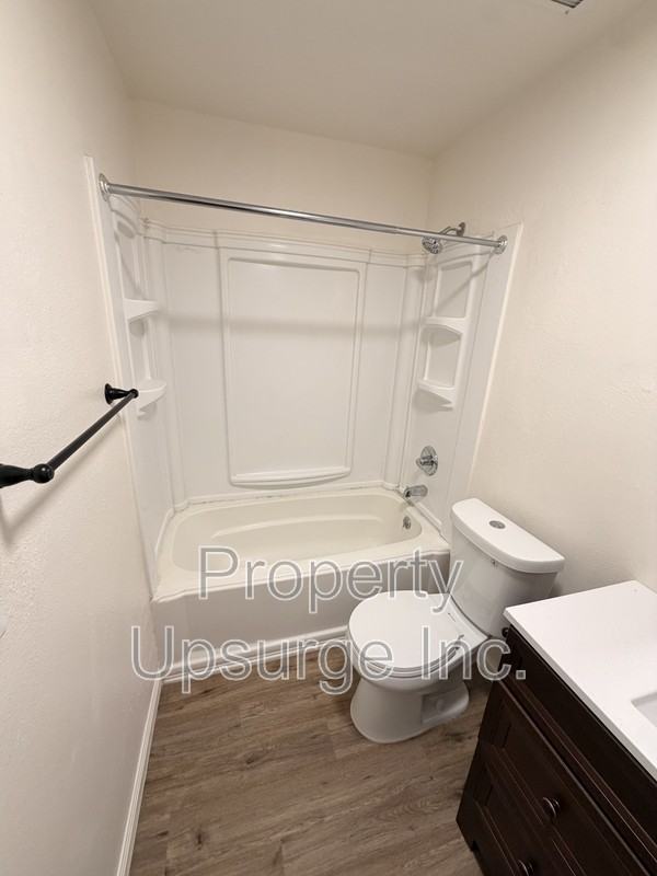 2950 Lanning Ave - Photo 7 of 16