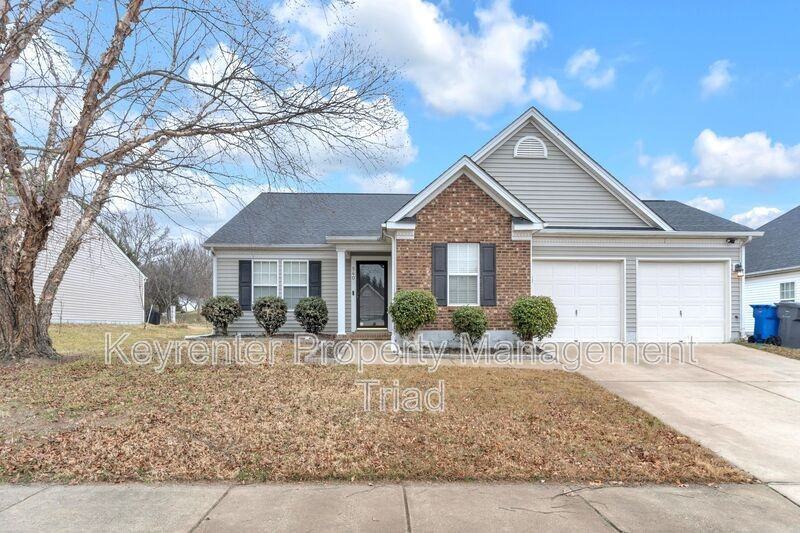 540 Lake Way - Photo 6 of 33