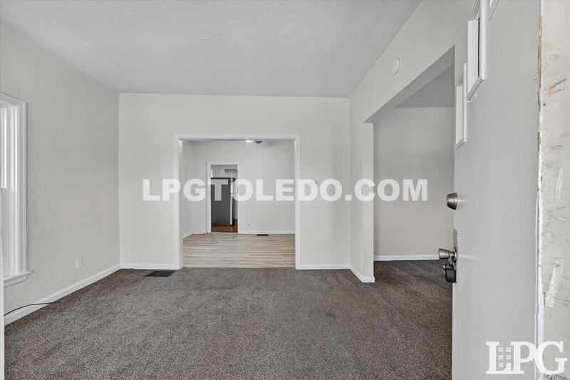 1434 Kedron St - Photo 5 of 36