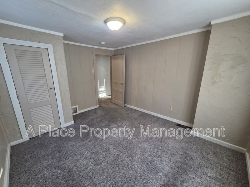 338 La Motte Ln - Photo 4 of 11