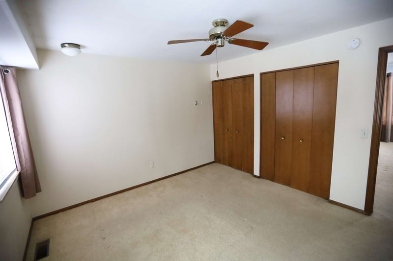 4833 Stauffer Ave Se - Photo 4 of 9