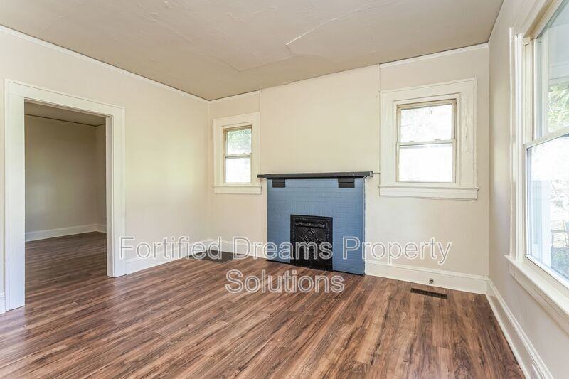 2230 Greenway Ave - Photo 6 of 19