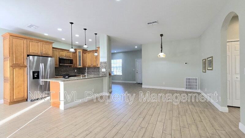 2122 Sw 29th Ter - Photo 6 of 23