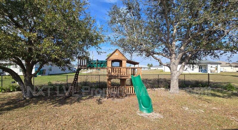 509 Nw 26th Ter - Photo 3 of 27