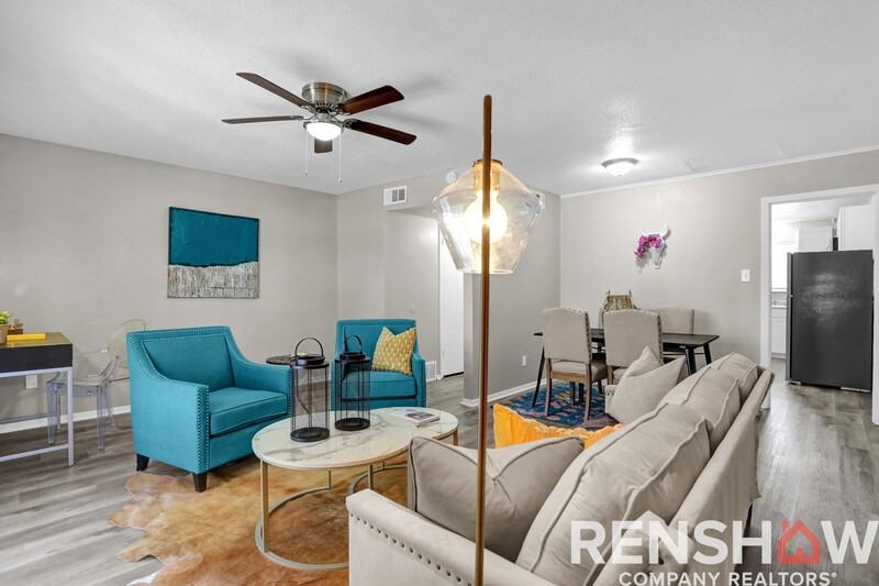 3657 Chateau Rhodes Cir - Photo 2 of 25