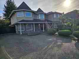 featured image of 6180 Maple Road