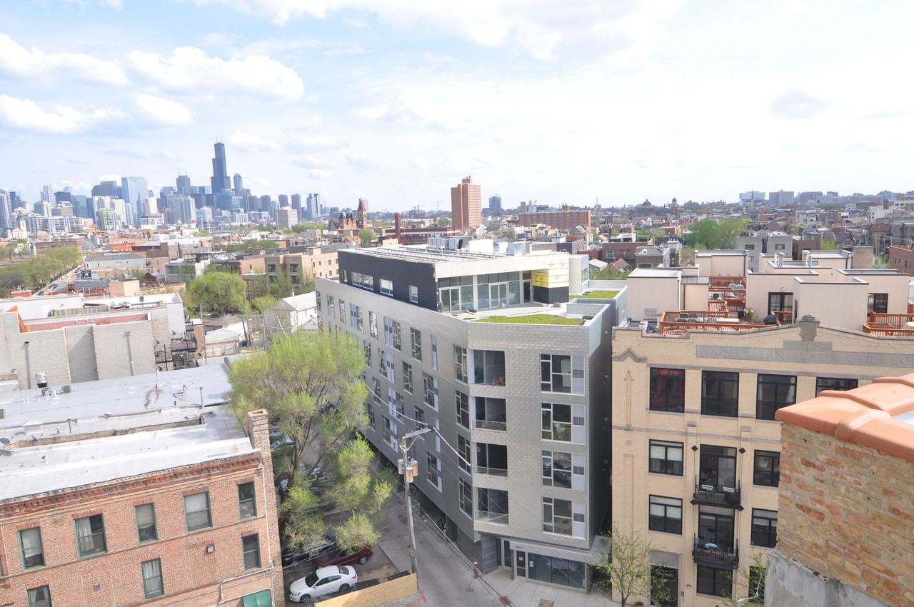 Wicker Park Lofts - Photo 2 of 30